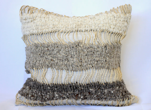 AAPO WOOL PILLOW