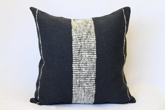 ZUMA HANDWOVEN PILLOW - BLACK